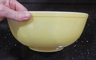 2 Vintage Pyrex Primary Yellow Mixing Bowl,  404,  Large 4 Quart
