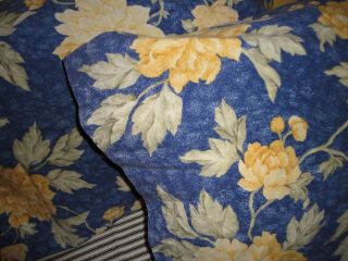 Vintage Fieldcrest Blue Yellow Green Floral (2) Standard Pillowcases 19 X 28