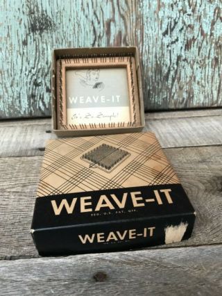 Vintage Weave - It Loom With Instructions & Yarn Squares
