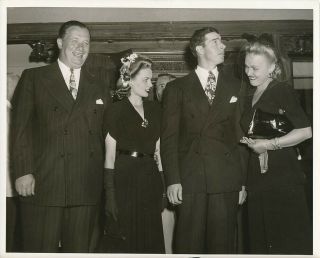Joe Dimaggio Betty Grable ? Candid Pride Of The Yankees Premiere Vintage Photo