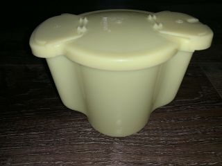 Tupperware Vtg Sugar Container Flip Lid Pastel Yellow Bowl 577