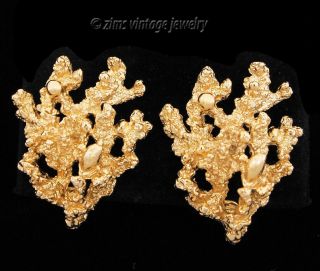 Vintage 70’s Napier Signed Sculpted Coral Gold Modernist Brutalist Earrings Clip