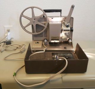 Vintage Argus Showmaster 500 Portable 8mm Film Projector Powers On -