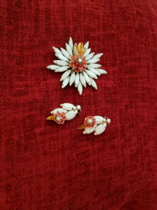 Set Vintage Brooch & Clip On Earrings White Orange Marquise Flower Enamel Metal 4