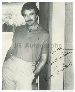 Tom Selleck - Tv Actor: " Magnum P.  I.  " - Signed Vintage Photograph