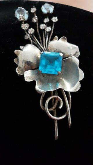 Vintage Gorgeous Art Deco Rhinestone Sterling Flower Glass Brooch Pin