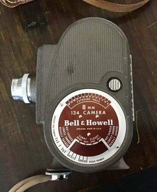 Vintage Bell & Howell 8mm 134 Movie Camera with Leather Case 2
