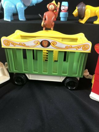 Vintage Fisher Price Little People Circus Train 991 w/ Animals & People 7