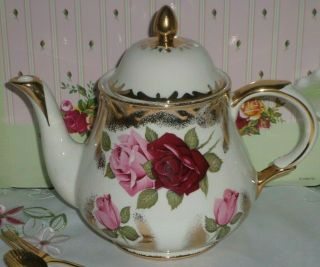 Vintage Art Deco Arthur Wood Pink & Red Roses With Gold Teapot