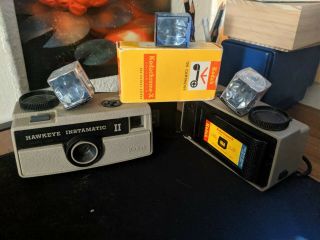2x Vintage Kodak Hawkeye Instamatic Ii Camera 2x 126 Film