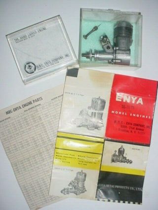 Vintage Enya 35 Rc Model Airplane Engine 5224 Motor.  35 Glow Japan W/box