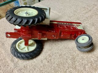 Vintage Ertl Farmall 560 Narrow Front End With Cab 1/16 Hard To Find 5