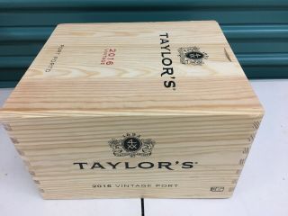 Wooden Wine Crate Case Box Holds 6/750ml Vintage Port Taylor’s With Lid