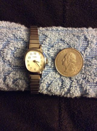 Vintage? Women’s Timex Wind Up Wrist Watch Runs