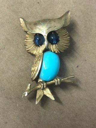Vintage Signed Trifari Gold Tone Owl Brooch Turquoise Stone D20