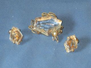 Vintage Gold - Tone Metal Clear Glass & Faux Pearl Pin & Earrings Demi - Parure