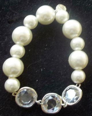 GIVENCHY Vintage Bracelet BIG Pearls & Cased Crystals 2