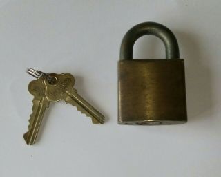 Vintage Lockwood 234 Padlock With 2 Keys