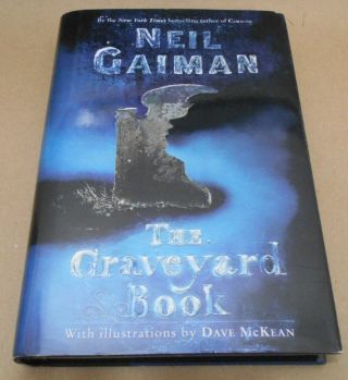 The Graveyard Book Neil Gaiman 1st Ed Illus Dave Mckean Hc W/dj 2008 Vgc