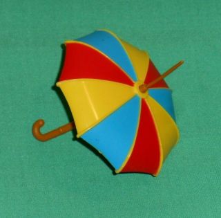 Vintage Kenner Powers The Penguin Umbrella Weapon Part Only