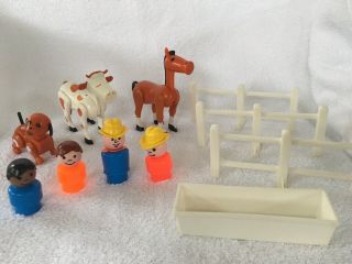 Vintage Fisher Price Little People Cow Horse Dog Fence For Farm & Farmer Cowboy