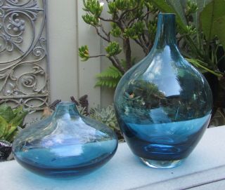 Two Stunning Vintage Turquoise Art Glass Vases