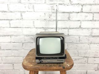Vintage 1984 Panasonic Portable TV TR - 5110T 2