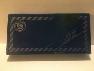Vintage Smith & Wesson Model 19 Box With Inserts