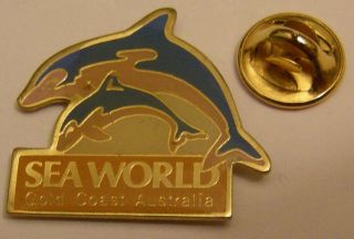 Sea World Gold Coast Autralia Mama Dolphin With Baby Seaworld Vintage Pin