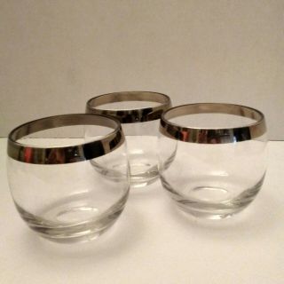 Dorothy Thorpe Style Silver Band Roly Poly Glasses Set Of 3 Vintage Barware Mcm