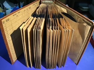 Vintage 45 Rpm Album Storage Folder With 24 Records See List Below Beatles,