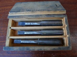 Vintage Greenfield Tap Set In Wood Box 9/16 18 Nf