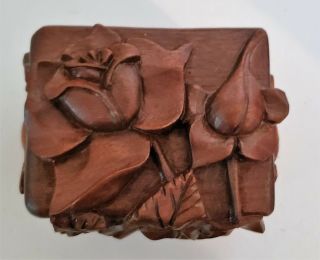 Vintage small Hand Carved Wood Trinket Jewelry Box collectible 3