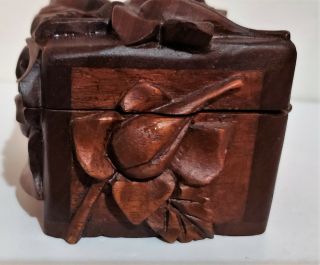 Vintage small Hand Carved Wood Trinket Jewelry Box collectible 5