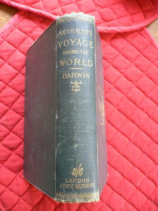 Naturalist ' s Voyage Round The World.  C.  Darwin.  1889.  NOT EX - LIBRARY 5