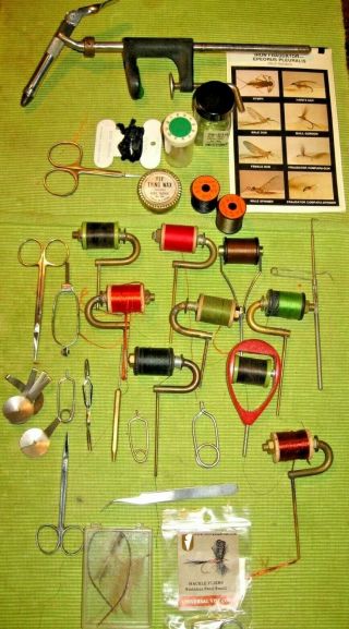 Vintage Thompson Fly Tying Vise Tools,  Thread,  100s Of Hooks,