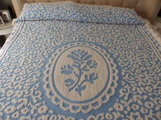 Charming Vintage Chenille Bedspread Blue & White 74 X 102