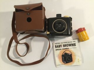 Vintage Eastman Kodak Baby Brownie Special Camera Bakelite Body Film Canister