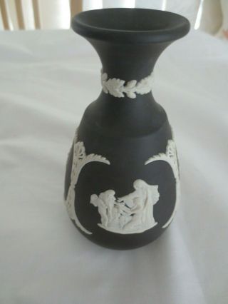 Vintage Wedgwood Black Jasperware Vase 12 Cm Tall (a)