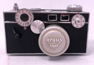 Argus Cintar Range Finder 35mm Camera With Leather Case 50mm F3.  5 Lens