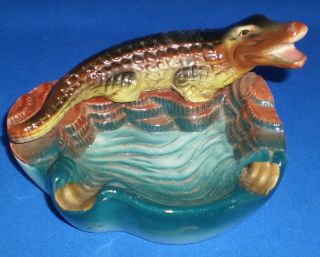 Vintage Porcelain Dee Bee Company Of Japan Alligator Ashtray