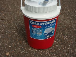 Vintage Rubbermaid / Gott Red Thermal 1 Gallon Water Cooler 1524 Two Handles 2