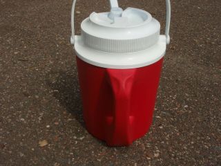 Vintage Rubbermaid / Gott Red Thermal 1 Gallon Water Cooler 1524 Two Handles 4