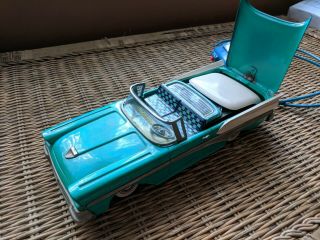 VINTAGE 1958 FORD SKYLINER 500 TIN LITHOGRAPHED CONVERTIBLE WITH REMOTE CONTROL 2