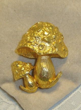 Vintage Hattie Carnegie Gold Tone Mushroom Brooch