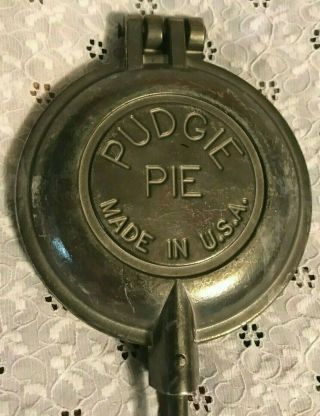 Vintage " Pudgie Pie " Made In Usa Iron Camp - Fire Cooker Extra Long W/wood Handles