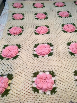 VTG Handmade Granny Crochet Blanket Afghan 3D Pink Roses 57x47 2