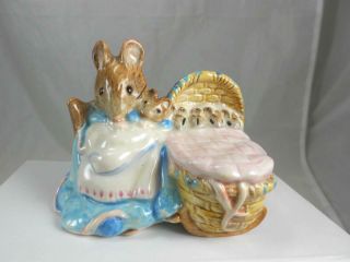 Delightful Vintage Beswick Beatrix Potter Hunca Munca Mouse Ceramic Figurine