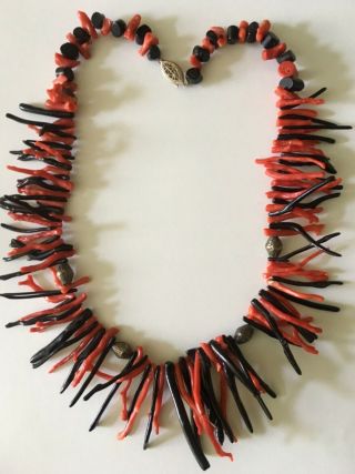 Vtg Abstract Black Red Salmon Branch Coral Necklace 19”