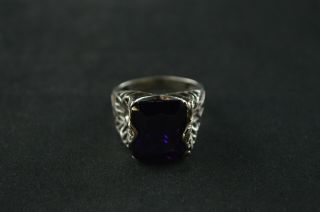 Vintage Sterling Silver Floral Purple Stone Dome Ring - 7g